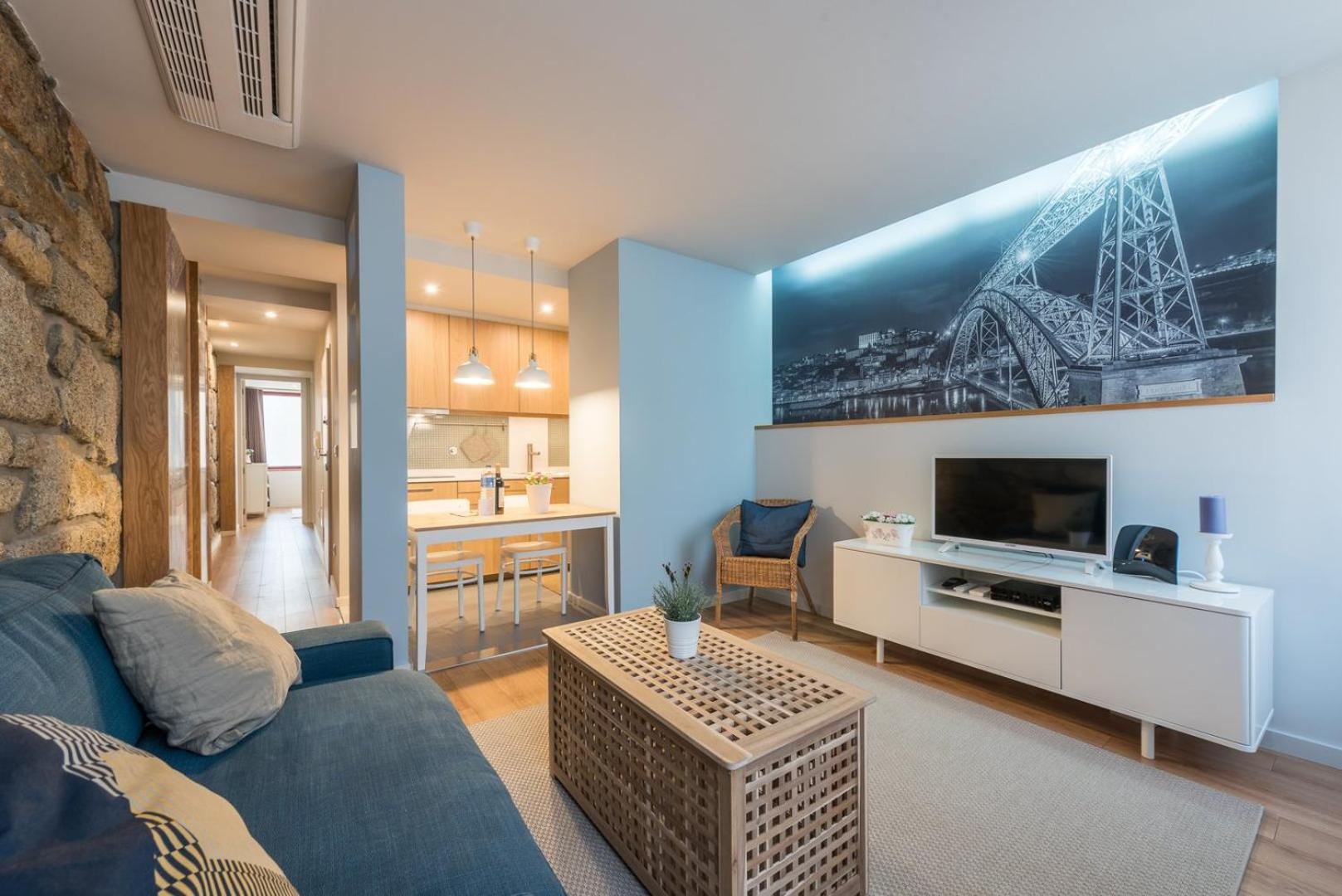 Guestready - Crayon Walls Apts Porto Bagian luar foto