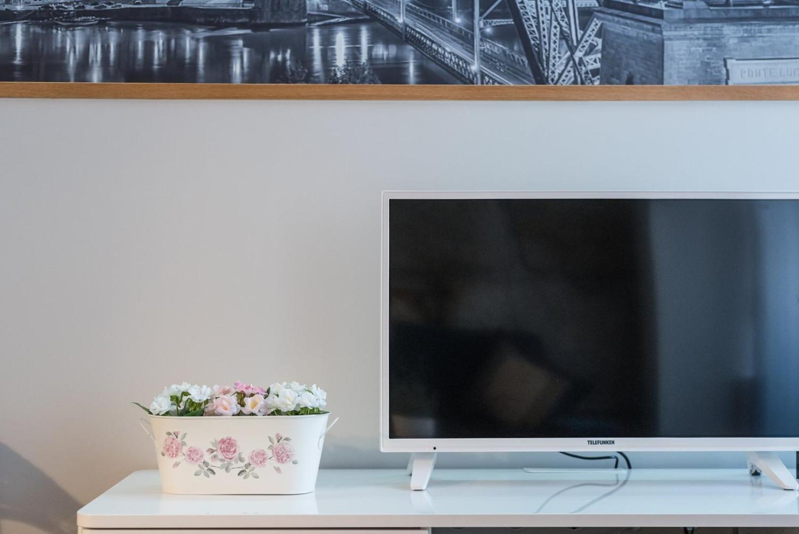 Guestready - Crayon Walls Apts Porto Bagian luar foto