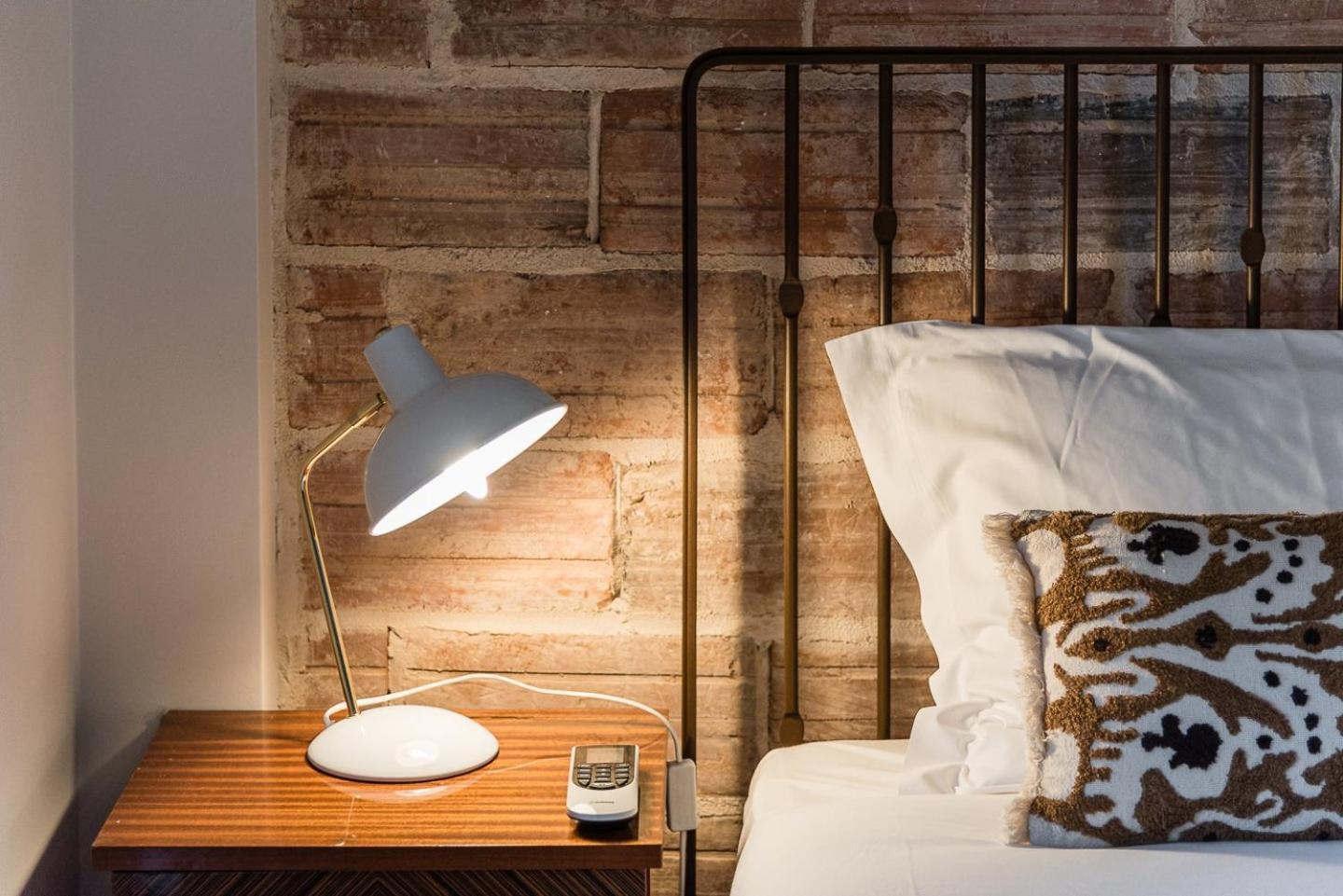 Guestready - Crayon Walls Apts Porto Bagian luar foto